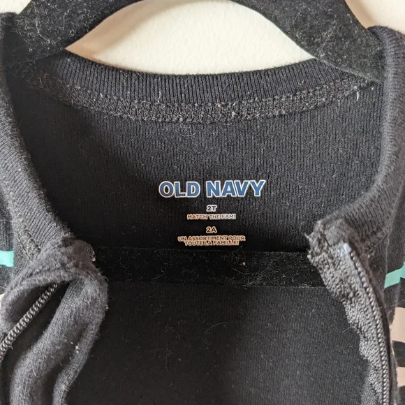 Old Navy Skeleton Pyjamas - Picture 4 of 4